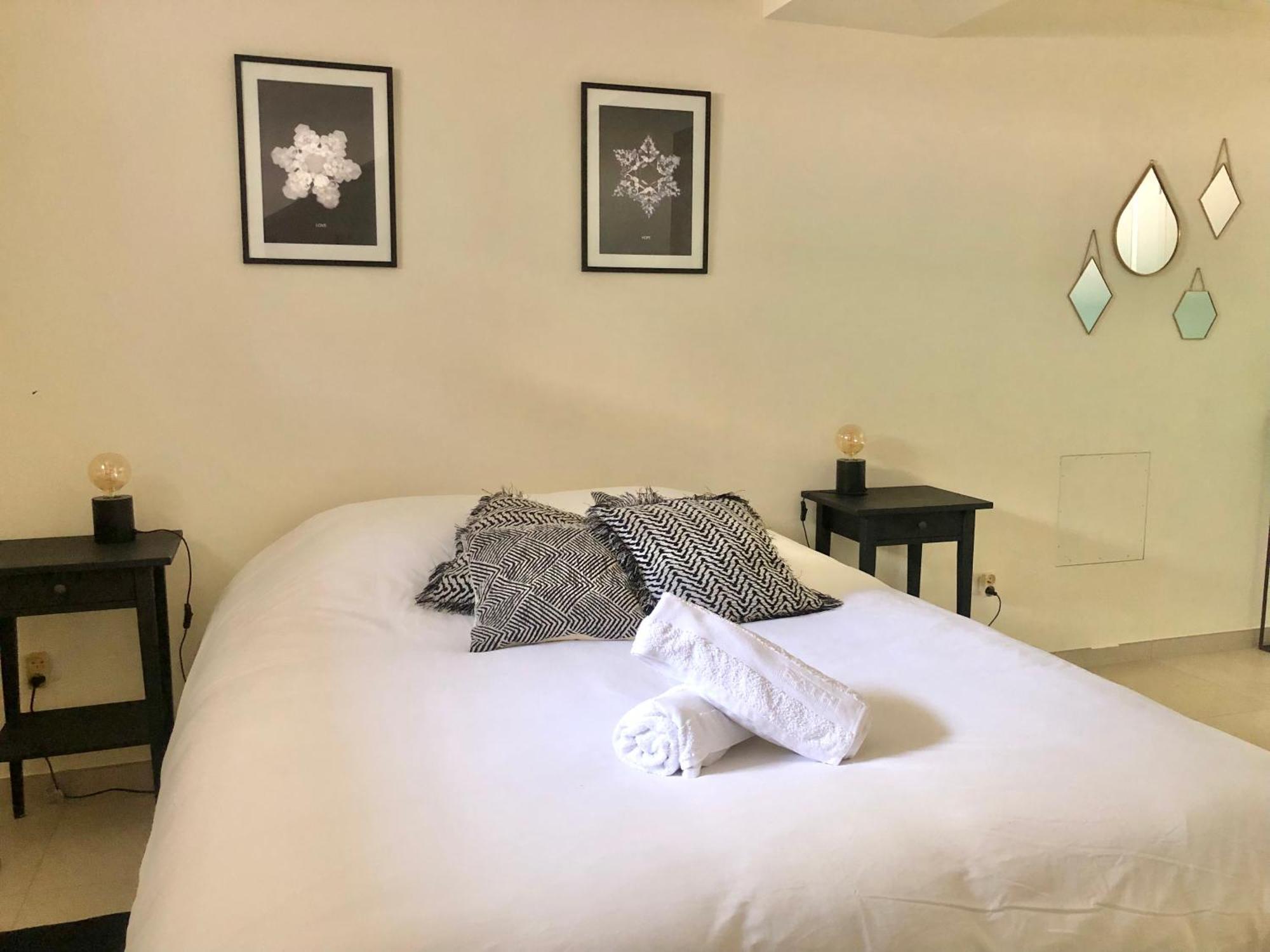 The Hope, Suite Privee Au Sein D'Une Maison Avec Piscine 普罗旺斯地区艾克斯 外观 照片